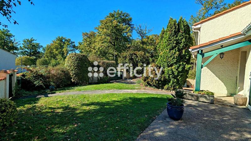 Maison - 122 m² - 4 pièces