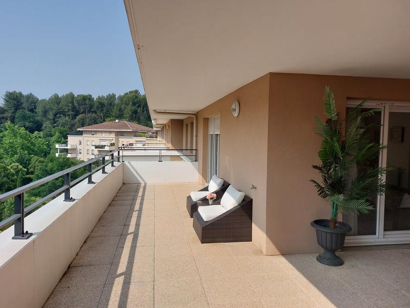 Appartement - 81 m² - 4 pièces