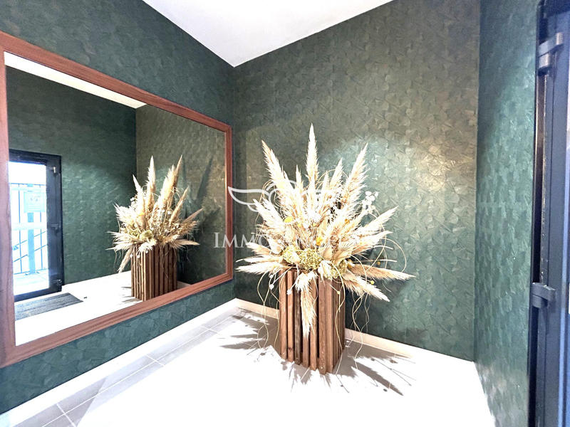 Appartement - 125 m² - 5 pièces