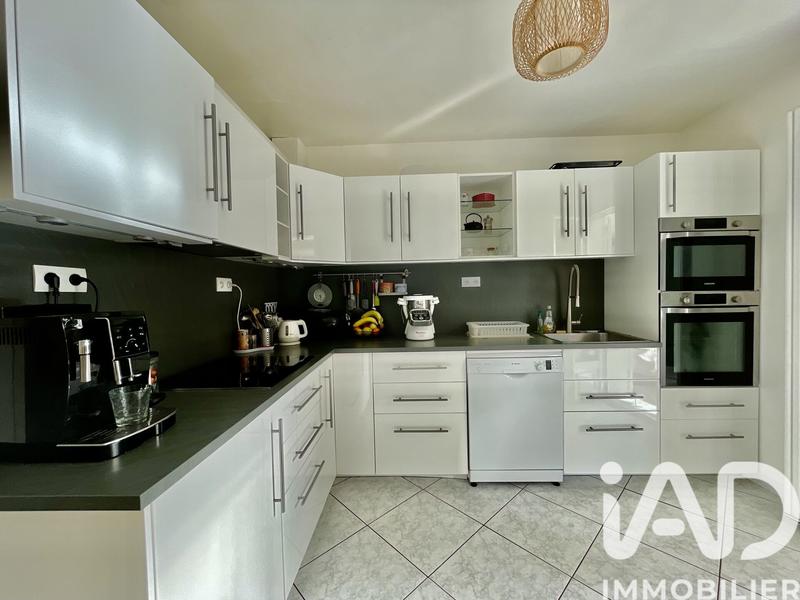 Maison - 175 m² - 8 pièces