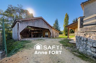 Maison - 162 m² - 5 pièces