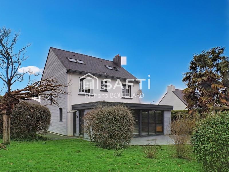 Maison - 172 m² - 9 pièces