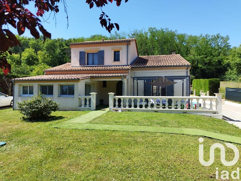 Maison - 138 m² - 4 pièces