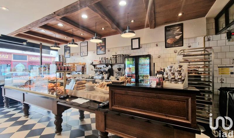 Local commercial - 220 m² - 3 pièces