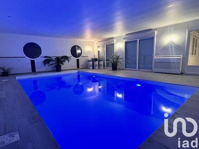 Maison - 225 m² - 6 pièces