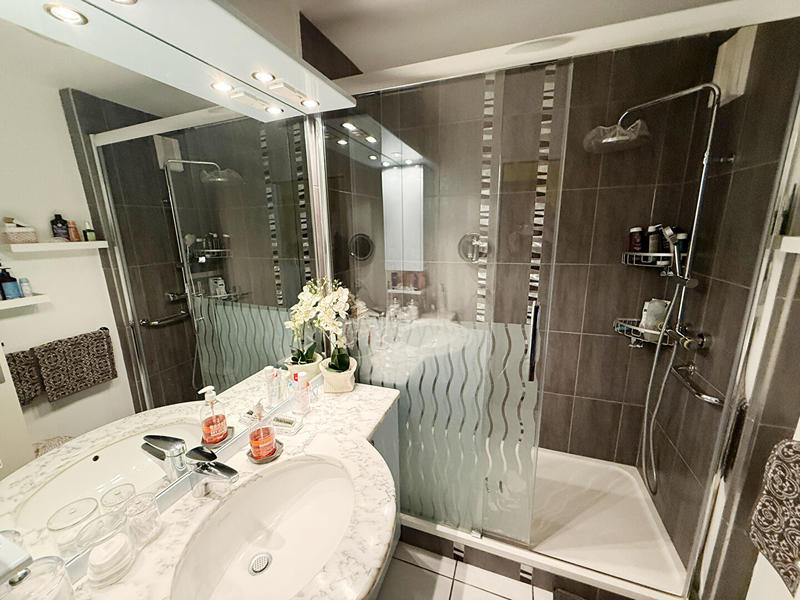 Appartement - 64 m² - 3 pièces