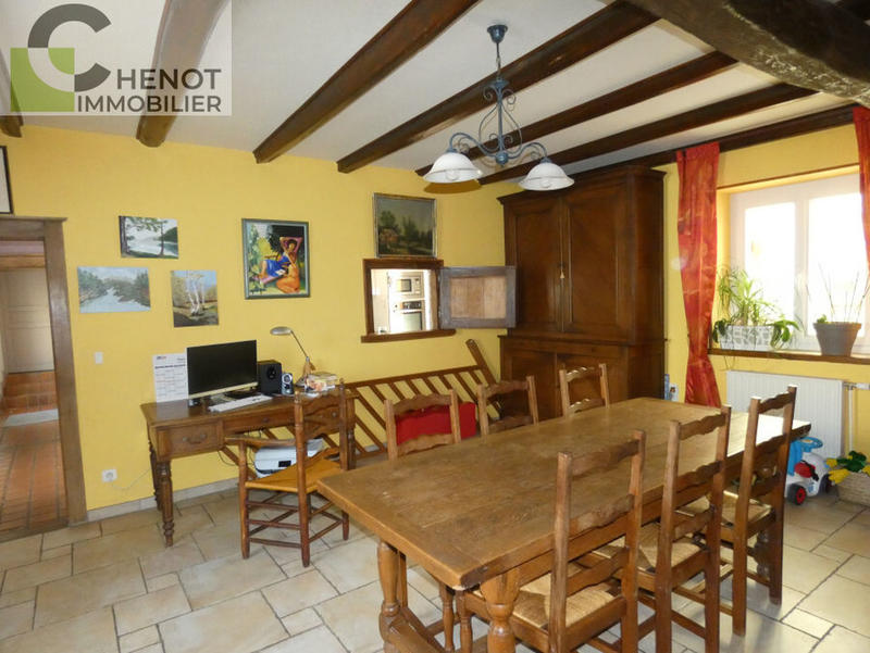 Maison - 170 m² - 6 pièces