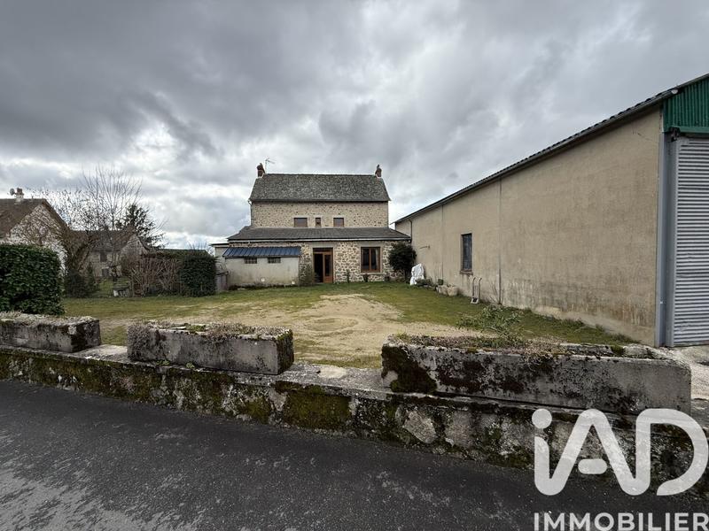 Maison - 273 m² - 9 pièces