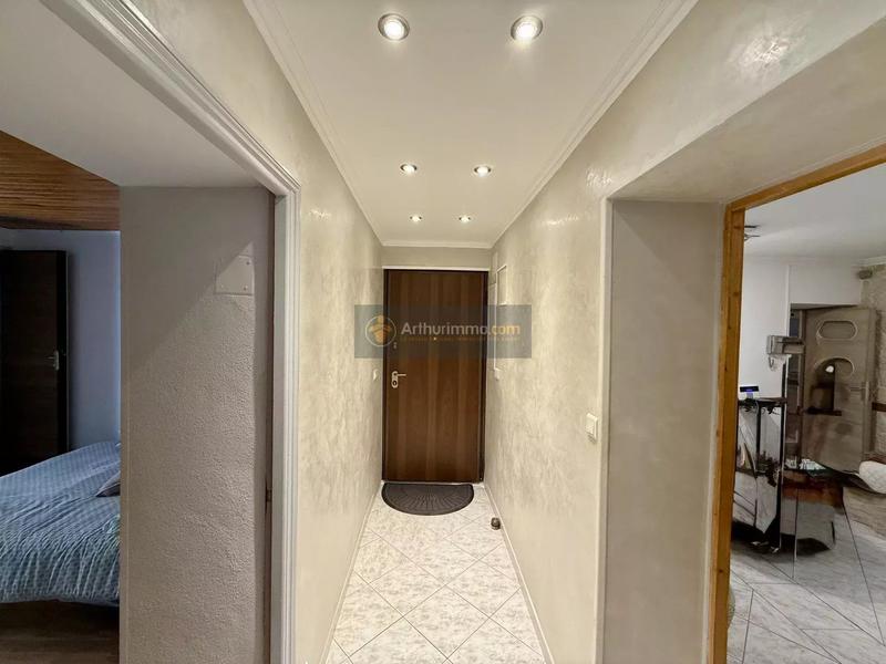 Appartement - 79 m² - 4 pièces