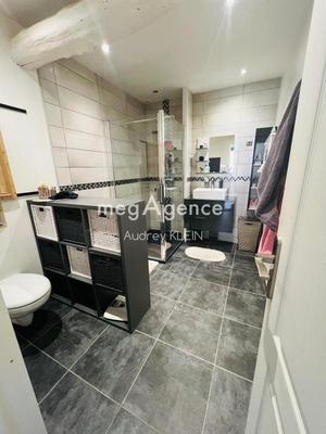 Maison de ville - 76 m² - 4 pièces