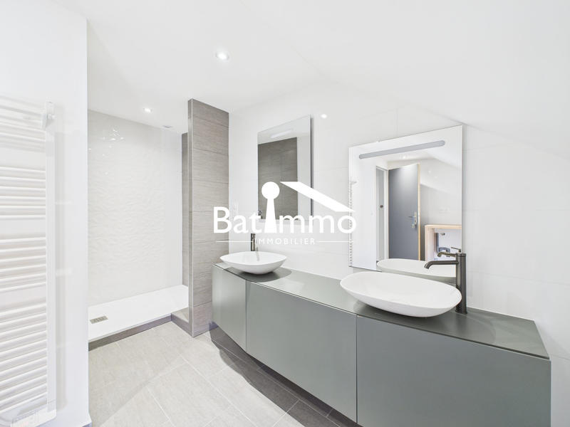 Appartement - 75 m² - 4 pièces