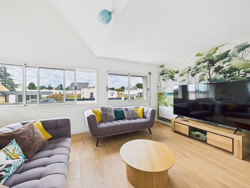 Appartement - 80 m² - 6 pièces