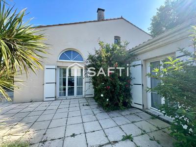 Maison - 195 m² - 8 pièces