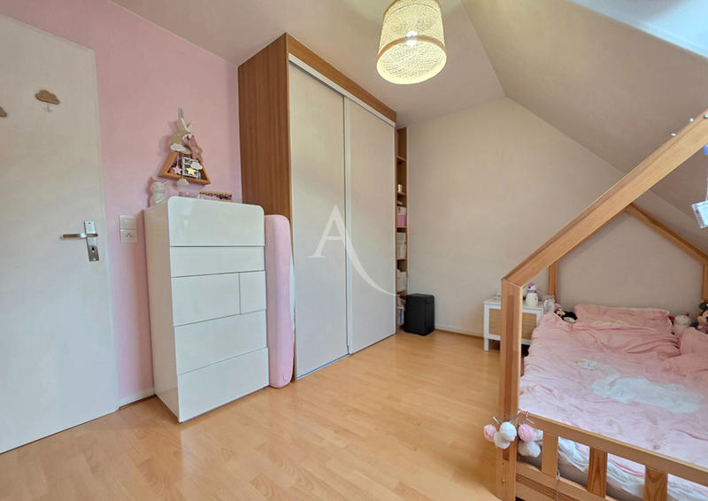 Maison - 82 m² - 5 pièces