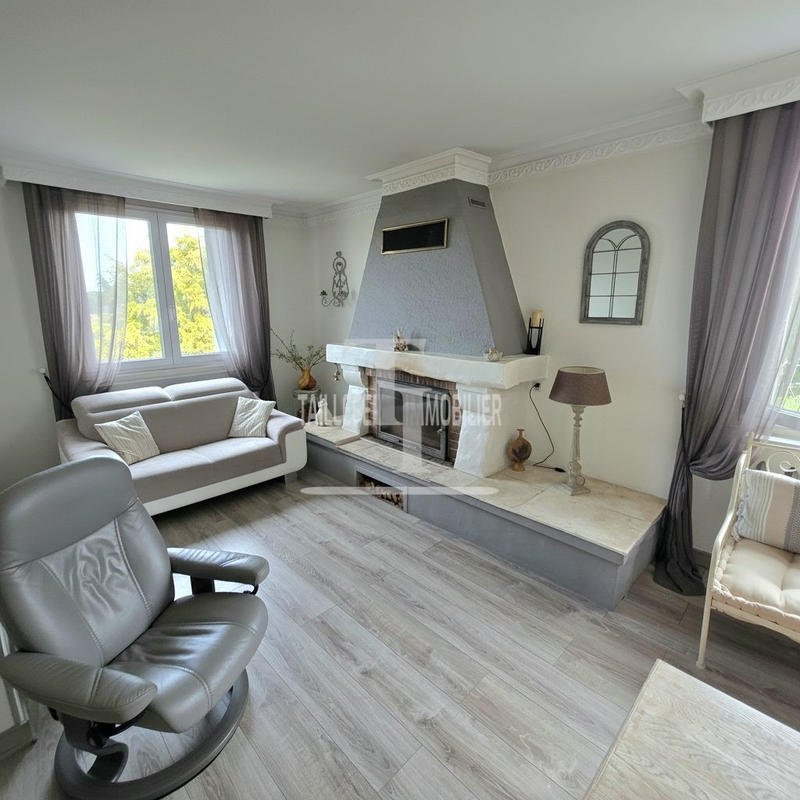 Maison - 152 m² - 6 pièces