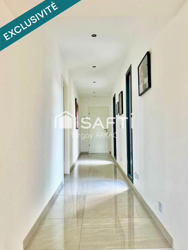 Maison - 140 m² - 5 pièces