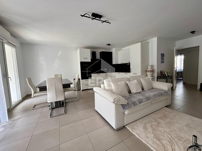 Appartement - 66 m² - 3 pièces