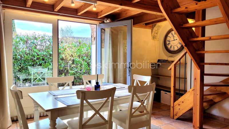 Maison en pierre - 65 m² - 3 pièces