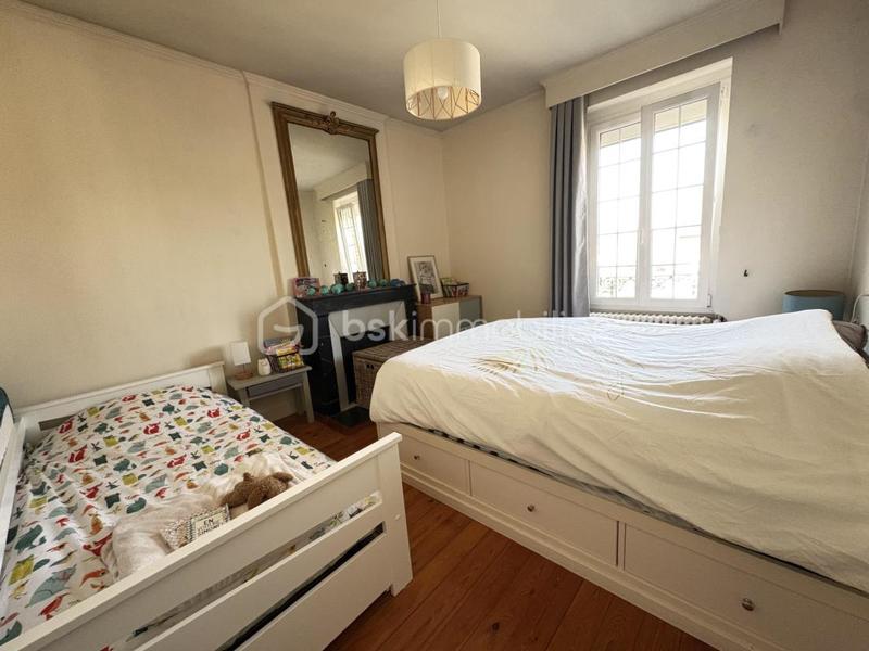 Maison ancienne - 350 m² - 8 pièces