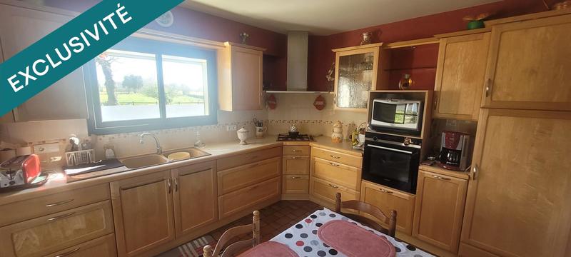 Maison - 150 m² - 8 pièces