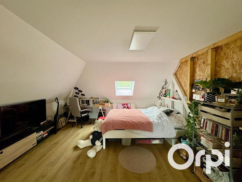 Maison - 335 m² - 8 pièces