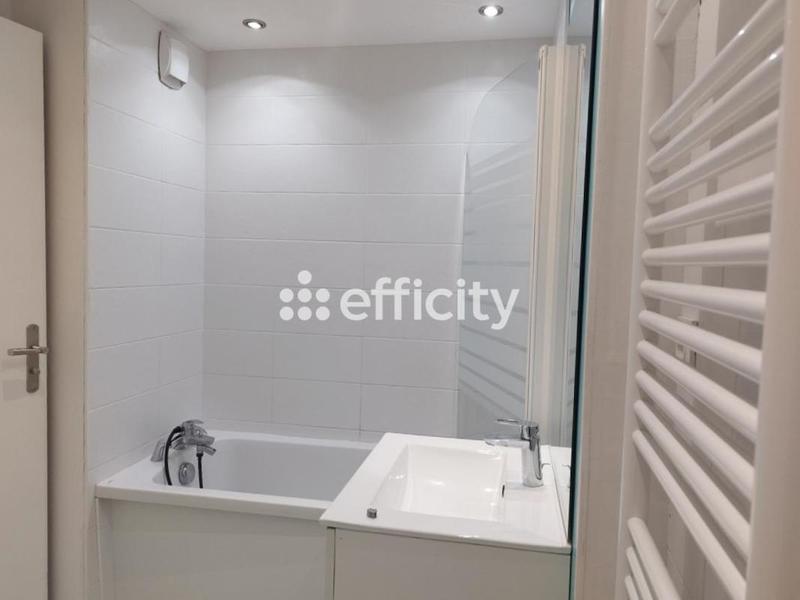 Appartement - 92 m² - 5 pièces