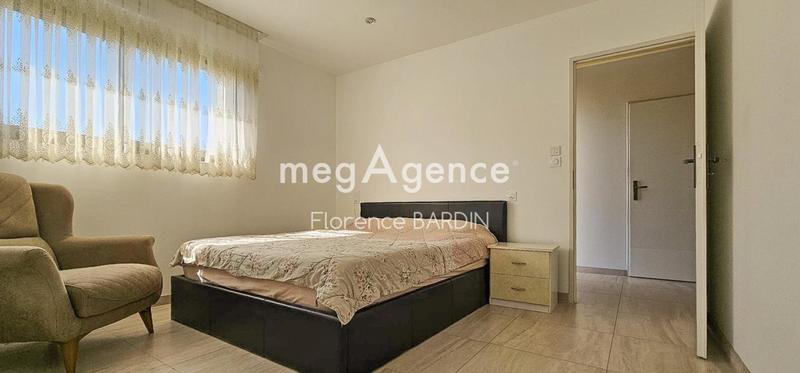 Pavillon - 141 m² - 6 pièces