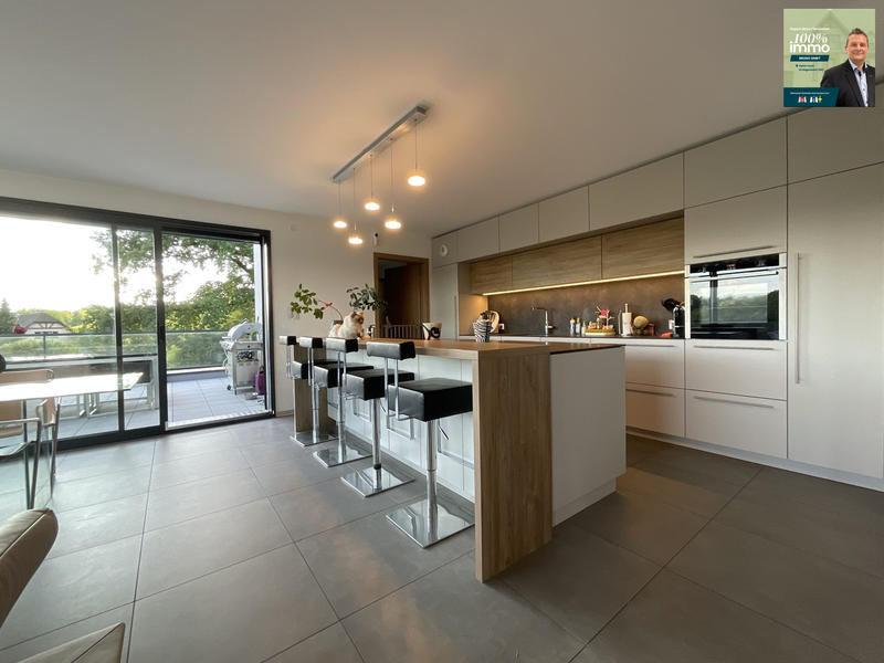 Appartement - 149 m² - 6 pièces