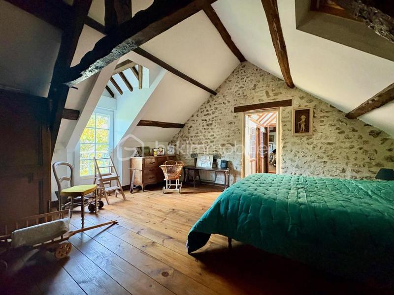 Corps de ferme - 300 m² - 7 pièces