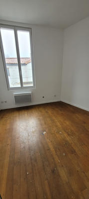 Maison - 90 m² - 6 pièces