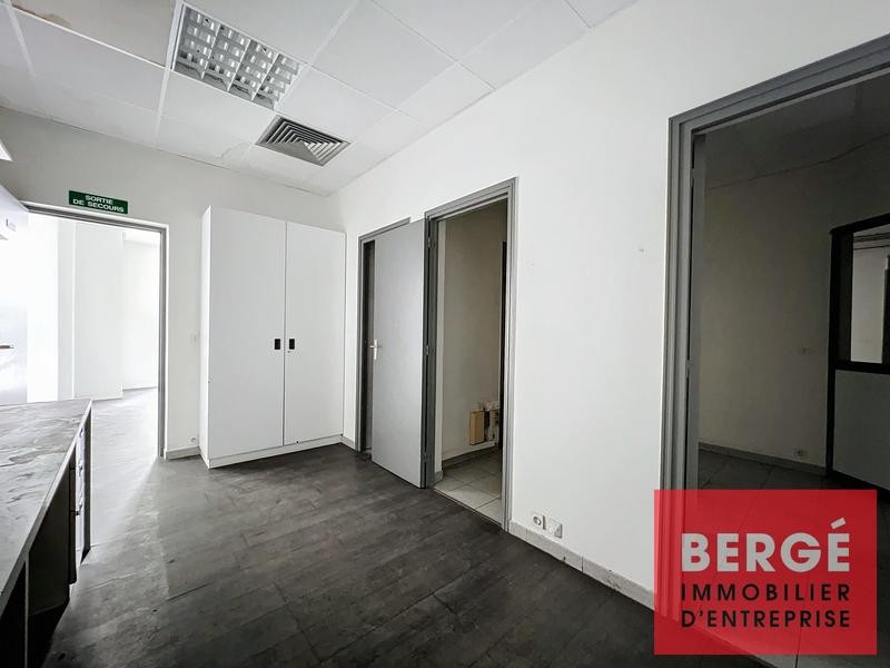 Local commercial - 759 m²