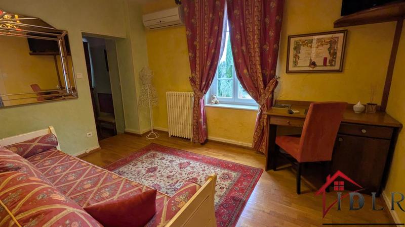 Villa - 450 m² - 13 pièces