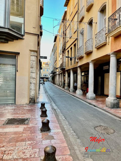 Local commercial - 130 m²