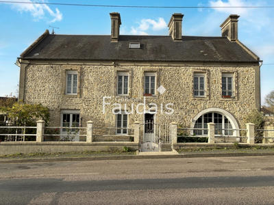 Maison - 147 m² - 6 pièces