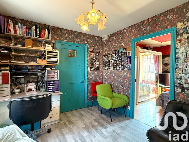 Maison - 180 m² - 8 pièces