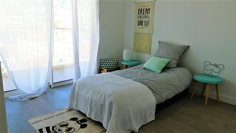 Appartement - 77 m² - 3 pièces