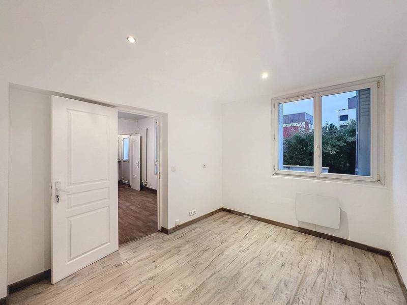 Maison - 131 m² - 8 pièces