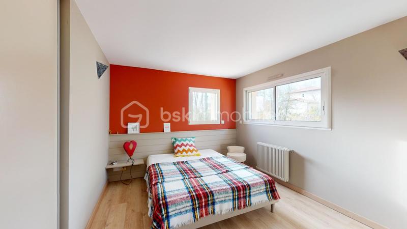 Maison traditionnelle - 171 m² - 5 pièces