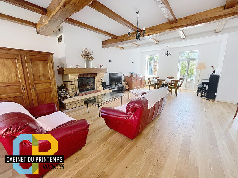 Maison - 135 m² - 6 pièces