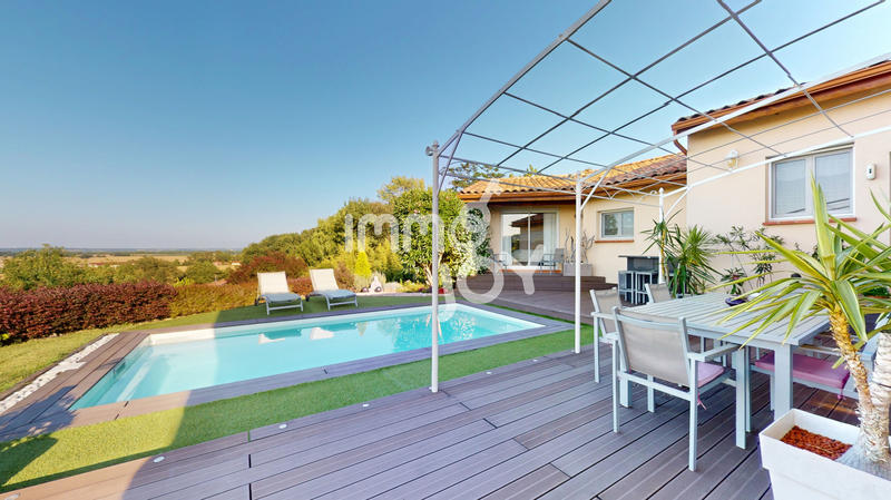 Maison - 197 m² - 7 pièces