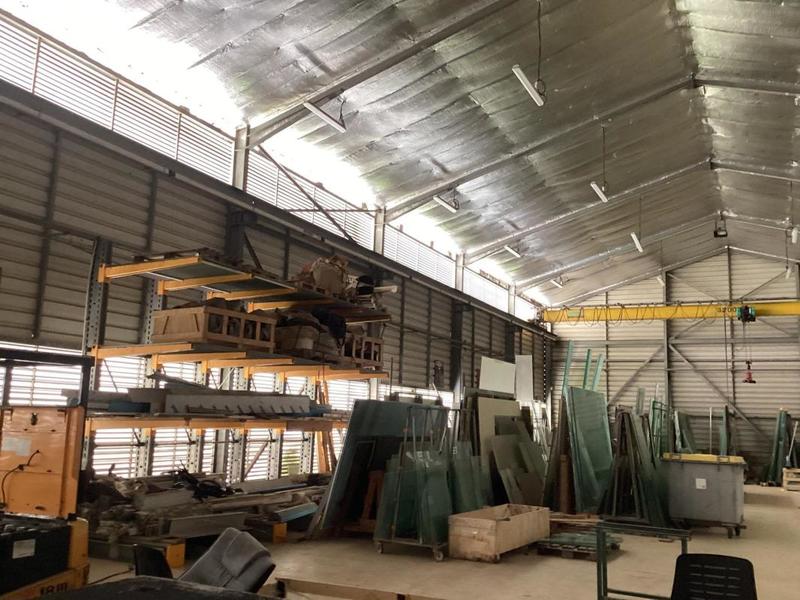 Local commercial - 450 m² - 3 pièces