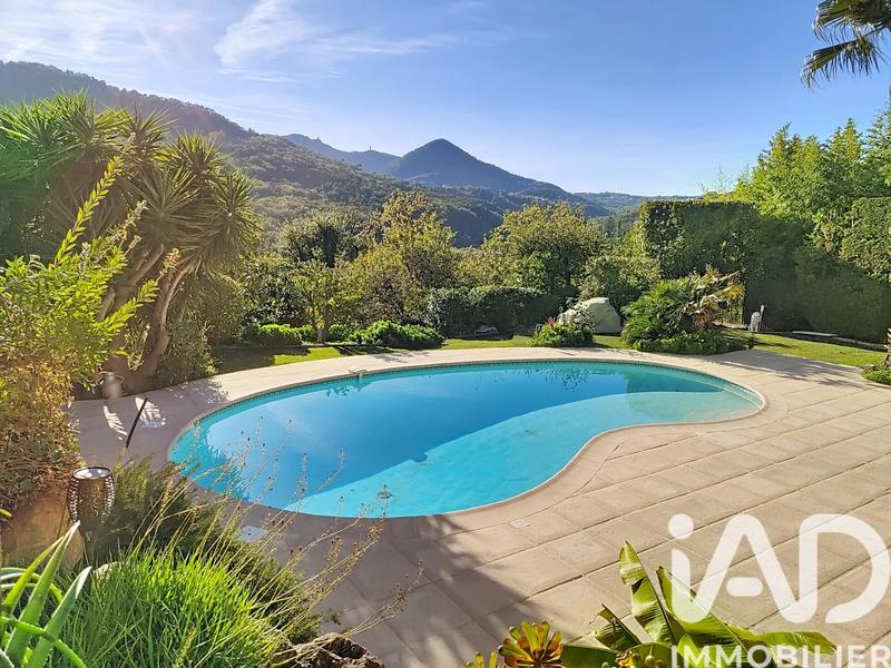 Maison - 160 m² - 6 pièces