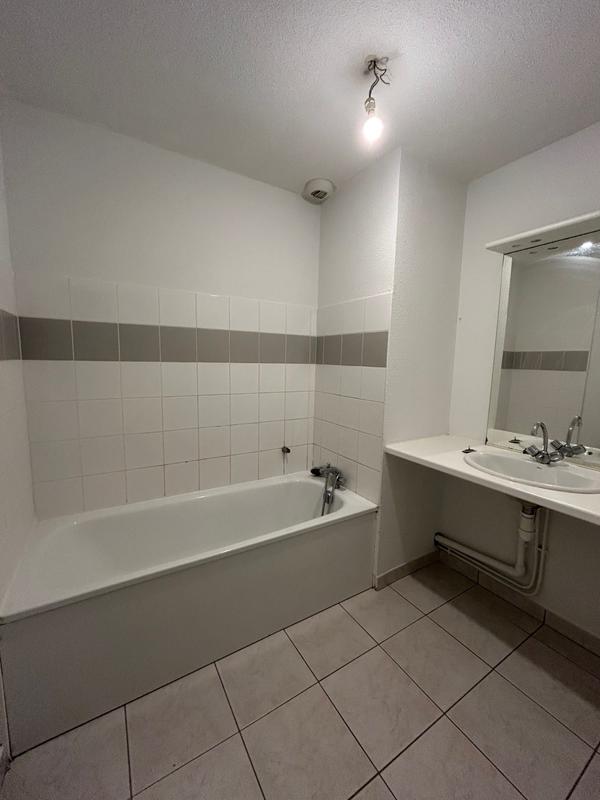 Maison - 97 m² - 5 pièces