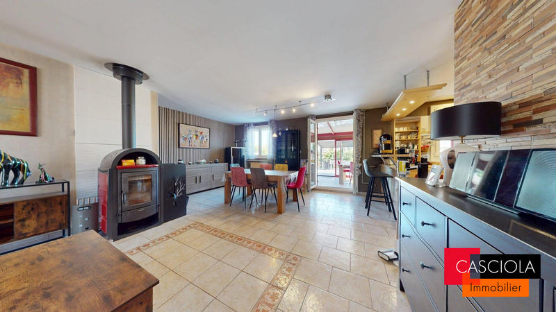 Maison - 118 m² - 6 pièces