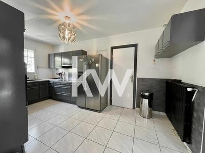 Villa - 170 m² - 6 pièces