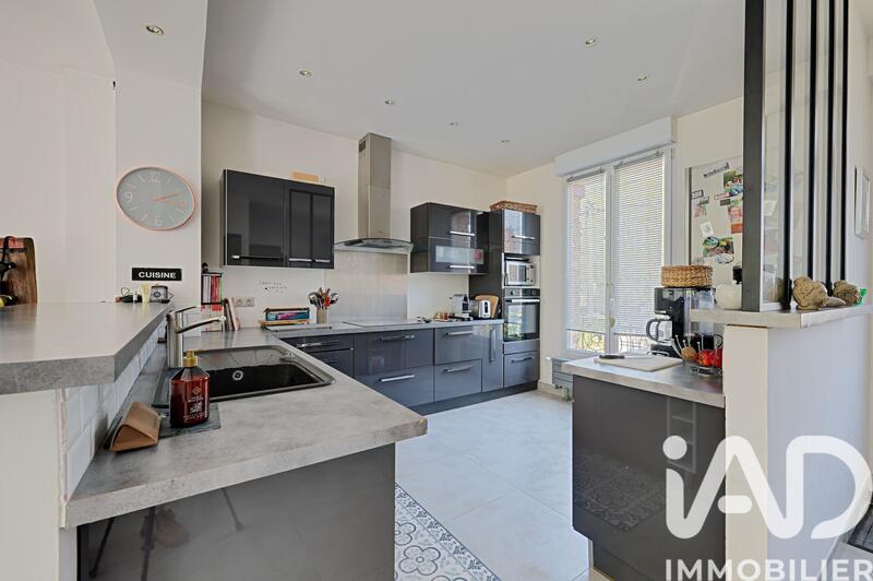 Maison - 149 m² - 6 pièces