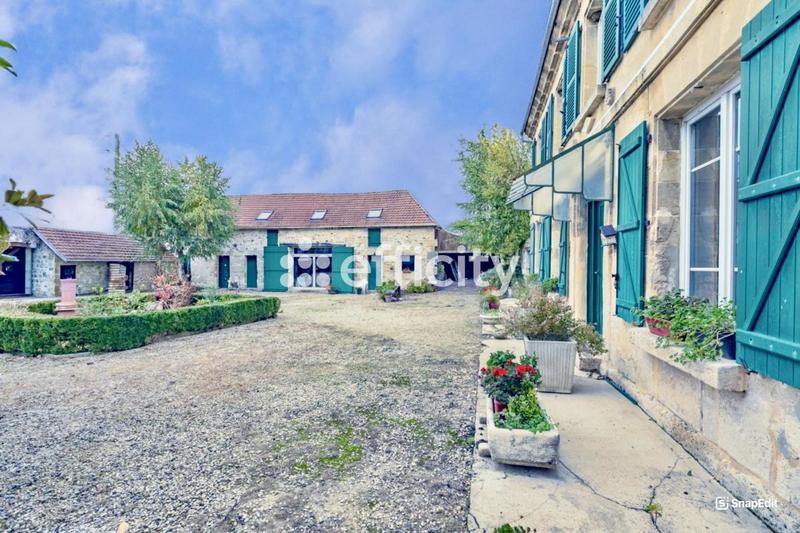 Maison - 165 m² - 7 pièces