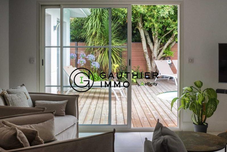 Pavillon - 135 m² - 5 pièces