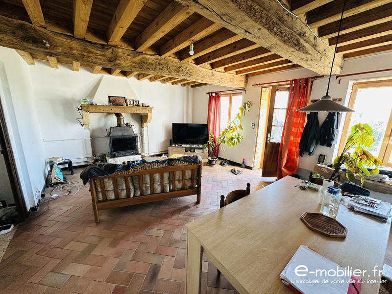 Maison - 94 m² - 5 pièces