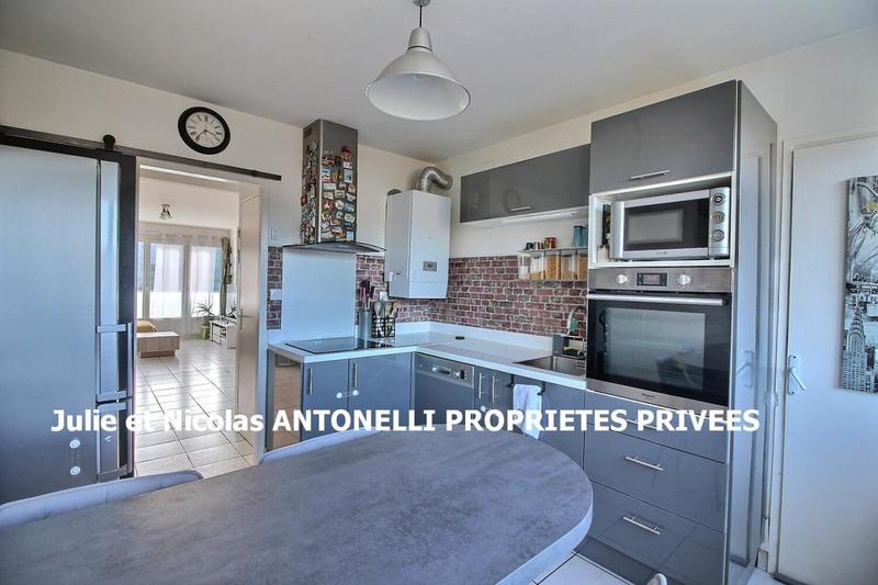 Appartement - 79 m² - 4 pièces
